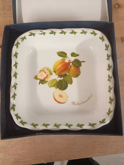 The Regal Collection Ovenware Dish Apple Blossom 20cm x 20cm