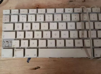 Apple A1243 Wired Aluminium Keyboard