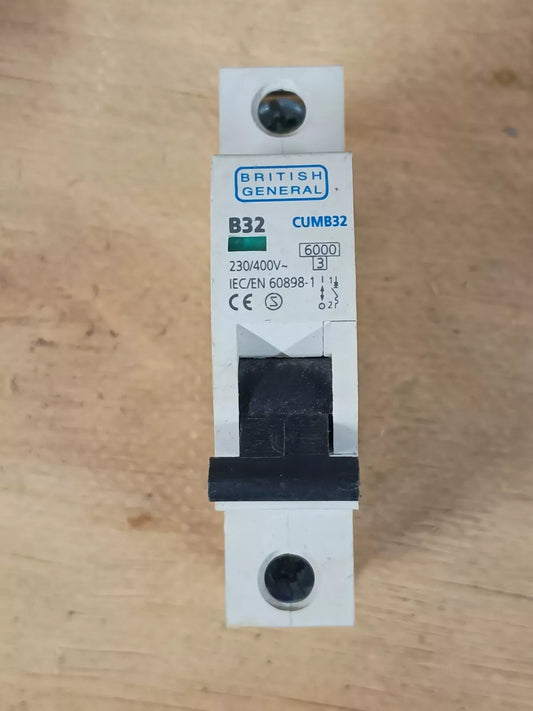 British General 32Amp Circuit Breaker CUMB32