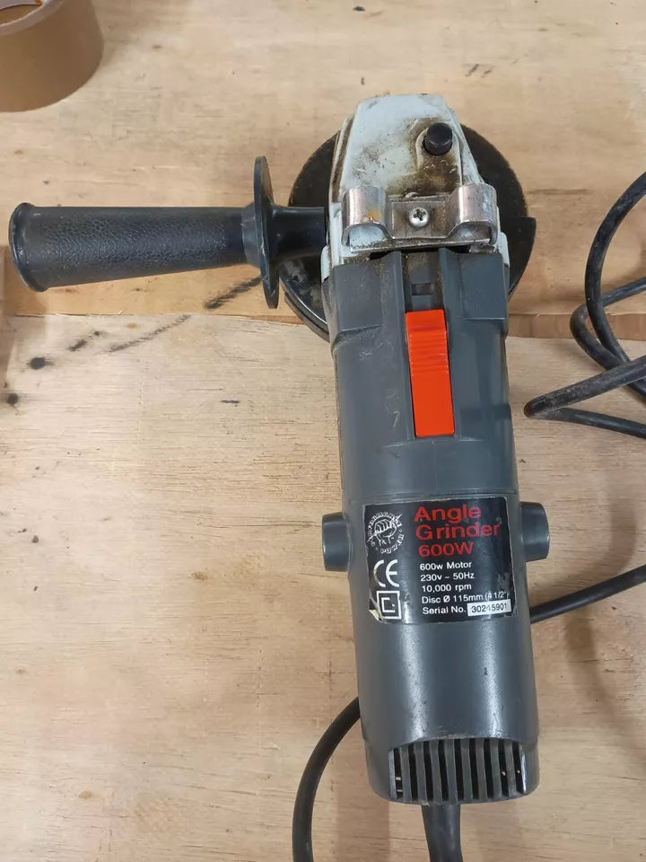 Angle grinder 600W