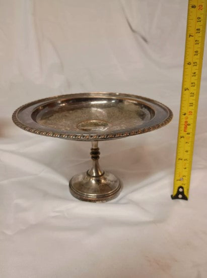 Vintage Oldcourt Sheffield Reproduction Silver Plate Pedestal Dish