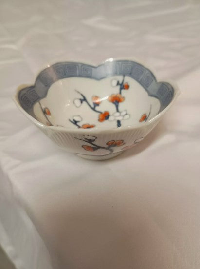 Vintage Chinese Hand Painted Bowl, Flower Shape, 9cm across