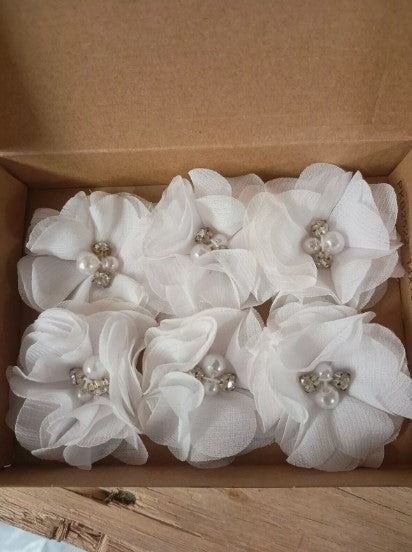 Artificial Rhinestone Chiffon Flower Heads, White Faux Flowers 29pcs