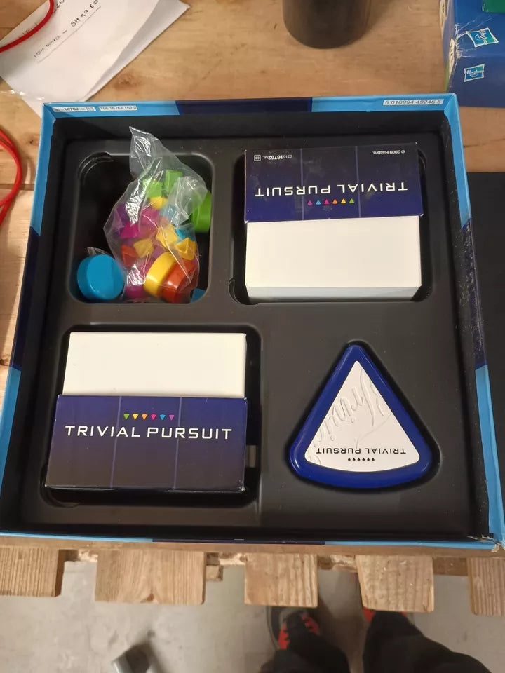 Trivial Pursuit Master Edition Game